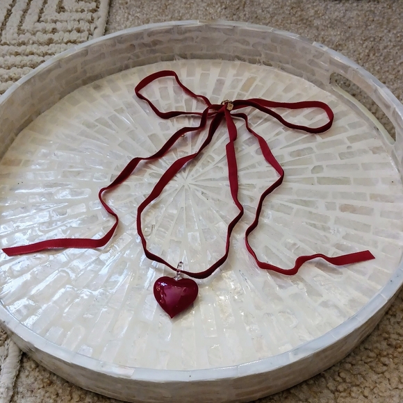 Red Heart Pendant Necklace - Red Velvet - Picture 10 of 14